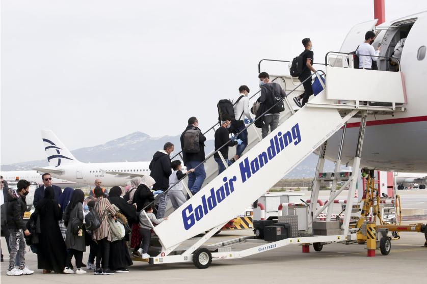 Refugees From Overcrowded Migrant Camps Are Transferred