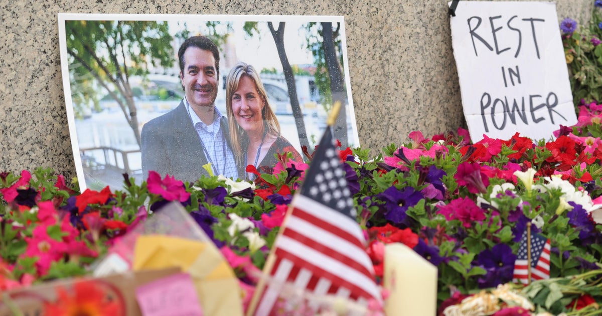 Lawmakers shot, ICE operations and ongoing fraud investigations: Minnesota's top political stories of 2025