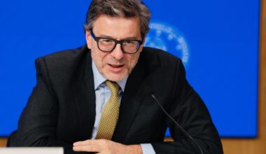 A reformulation of the Bank of Italy's gold amendment has been presented.