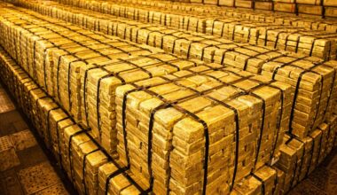 Gold Price Today Hits Record Above $4,500 as Fed Rate-Cut Bets Fuel Safe-Haven Demand — What to Watch Before Monday’s Market Open