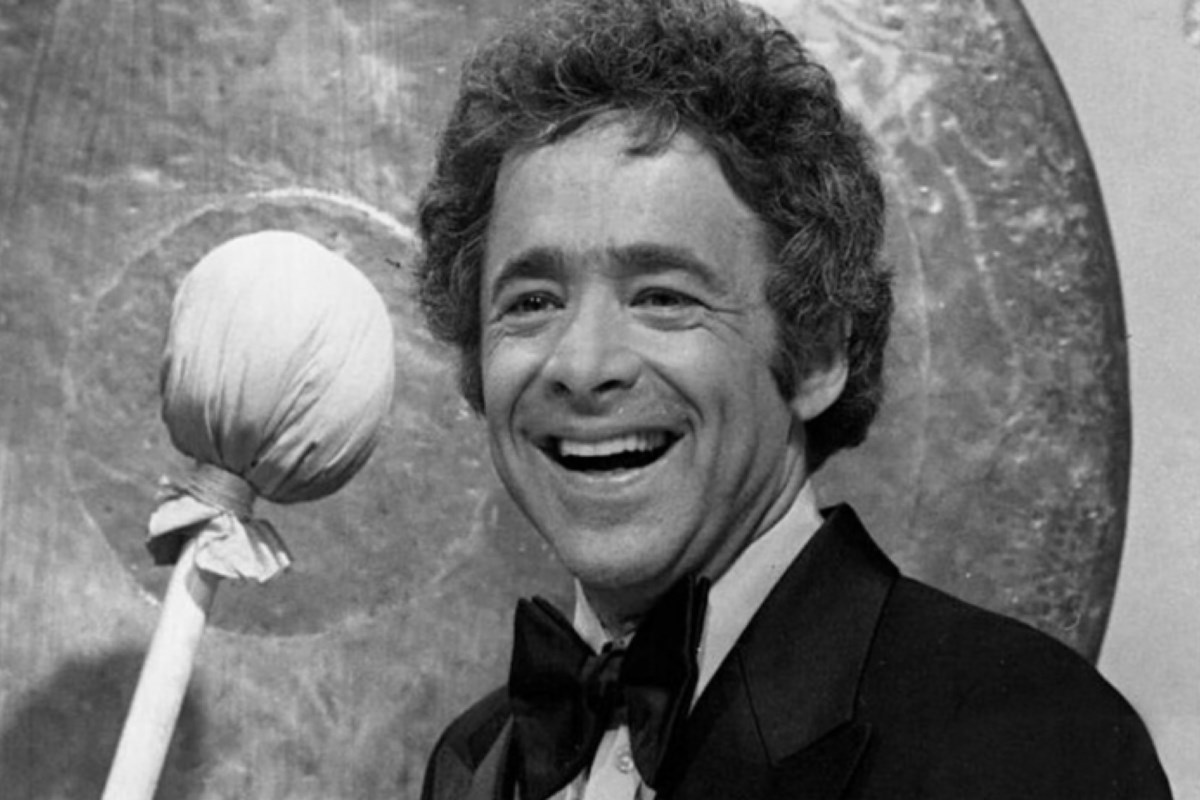 Sault mayor apologizes for ‘complete gong show’ council meeting