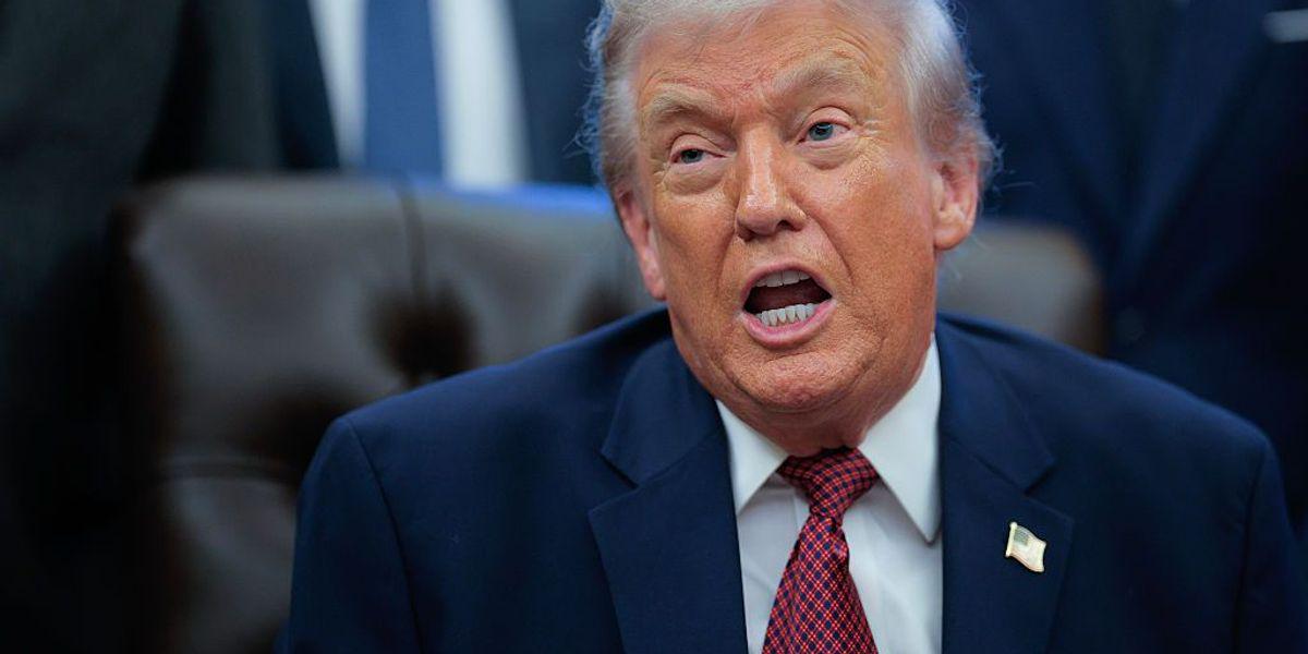 Trump Economic Approval Hits All-Time Low as White House Official Insists ‘Nothing Bad Is Happening’