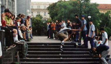 Bacinazad moment na skateanje na Mimari. 90tih.
