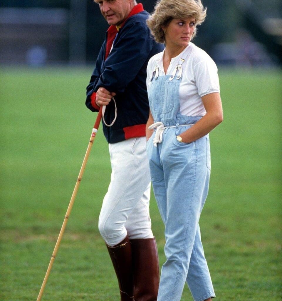 Regal Style Diaries 👑: Casual Diana
