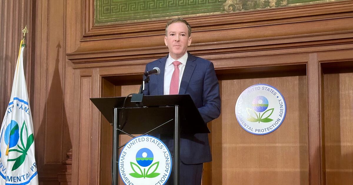 EPA alters site to erase fossil fuels as climate change cause