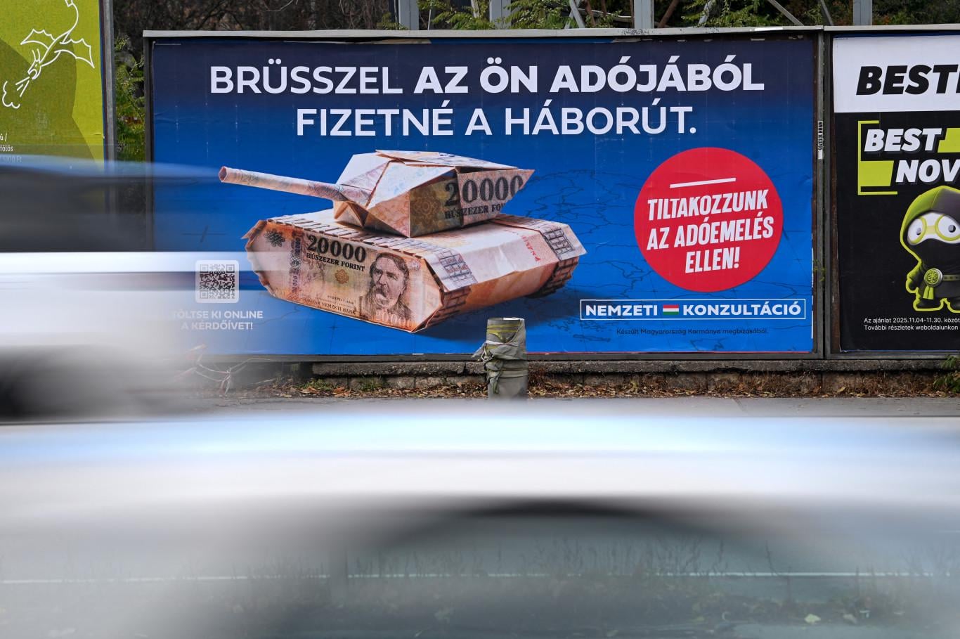 Annyira fölbosszantotta magát az iskolánál kirakott háborús plakáton a nagypapa, hogy elhatározta, hivatalos úton leszedeti onnan