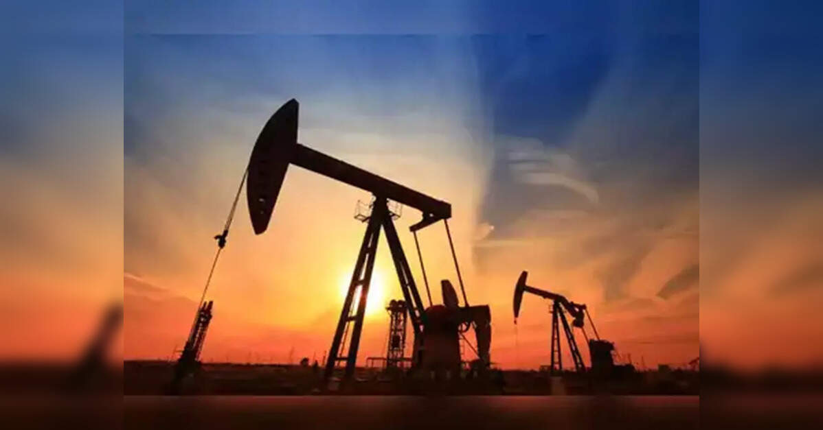 Indigenous crude output at 2.3 MMT in November; refinery throughput rises 2.3%, ETEnergyworld