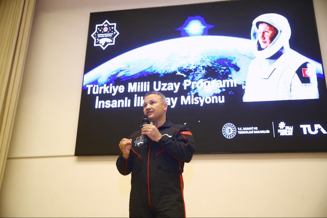 Türkiye’s first astronaut Alper Gezeravci delivers a presentation about Türkiye’s National Space Program and the country’s first human space mission at Azerbaijan Technical University in Baku, Azerbaijan on Oct. 28, 2025. (AA Photo)