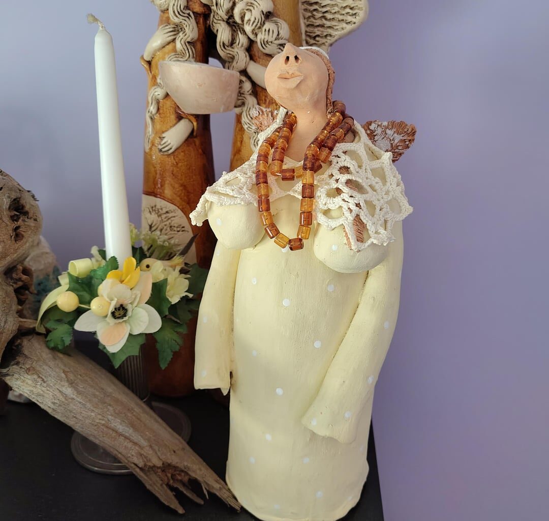 Cycate aniołki z gliny