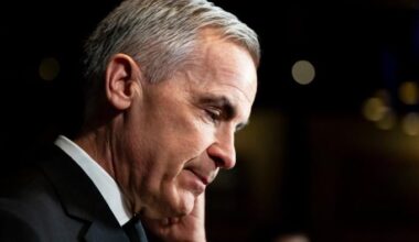 Mark Carney’s fossil fuel pivot bewilders climate experts and business leaders | Canadian prime minister’s legacy as one-time UN envoy and clean power advocate undermined by energy shift