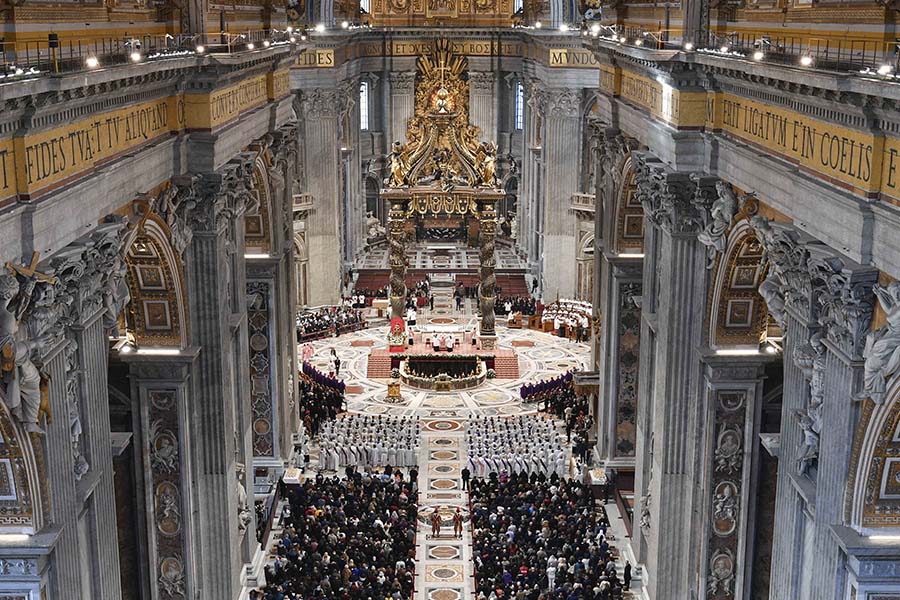 God wants all people to be saved, pope says at Jubilee of Prisoners