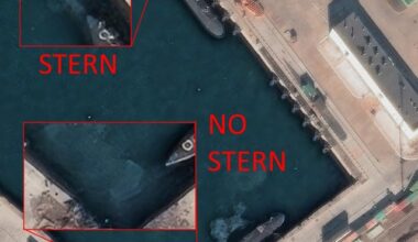 Better satellite imagery of the Kilo class (636.3) the discoloured water is most likely the bilge pump working overtime trying so suck out silt and water contaminated with hydraulic fluid, the stern is also not visible. The 2nd photo shows what part of the pier was damaged or destroyed.