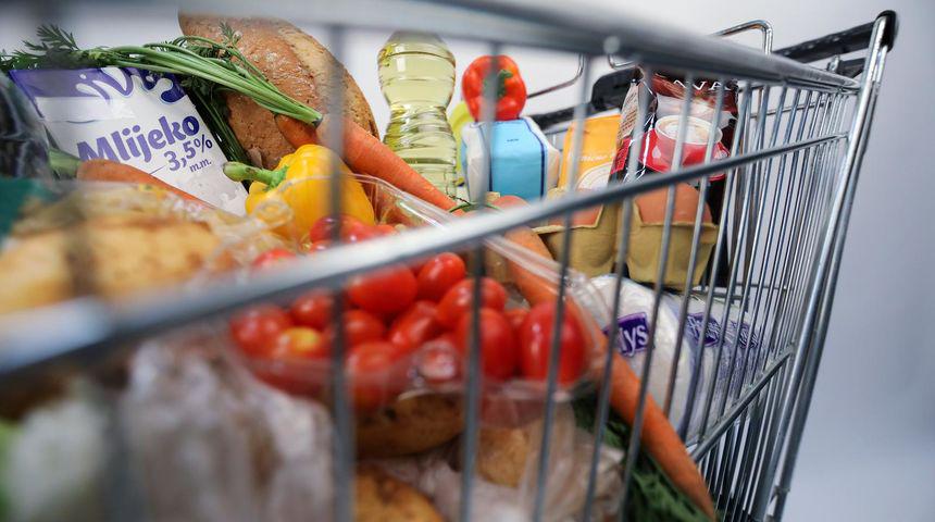 Srame se, ali nemaju izbora: Građani u Slavoniji traže pomoć preko Facebooka