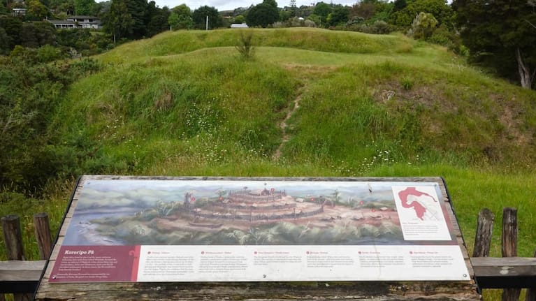 Kororipo Pā with a panel showing how it looked in Hongi Hika's day.