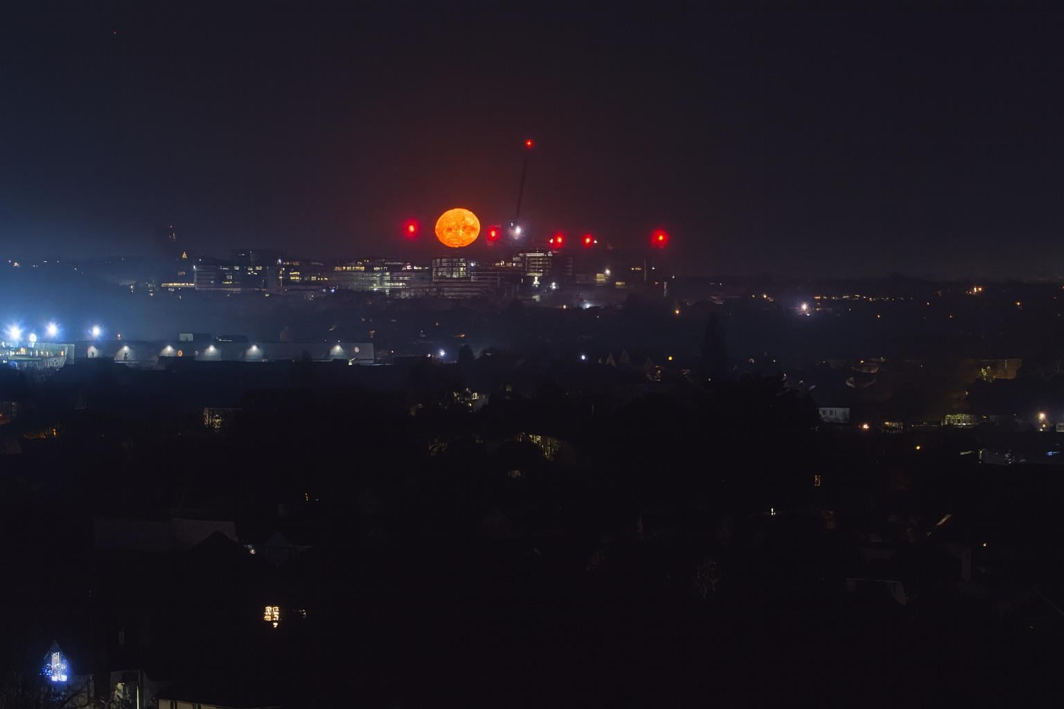 Super moon over London