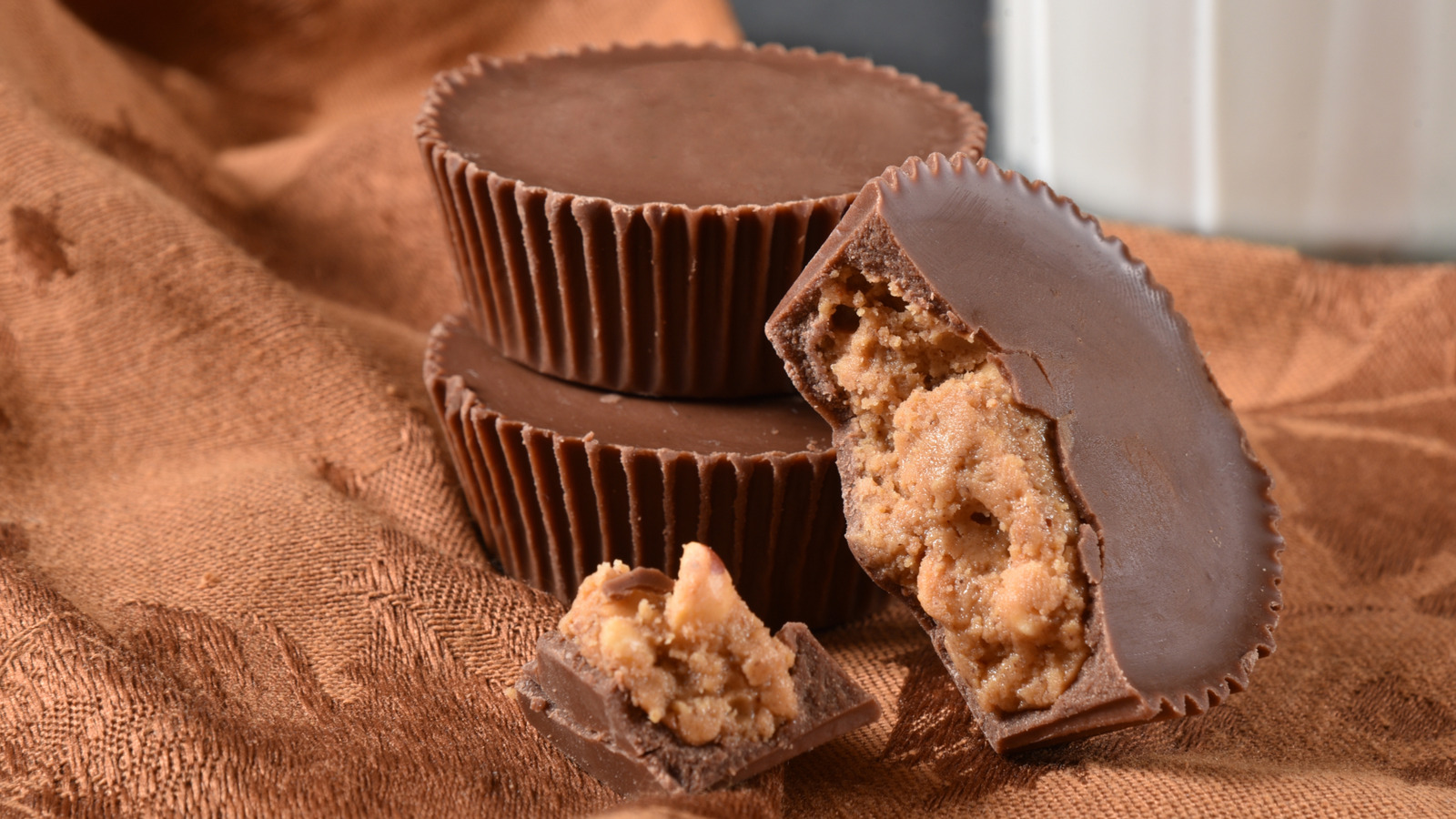 Why Are Peanut Butter And Chocolate An Irresistible Combo? Here's The Science