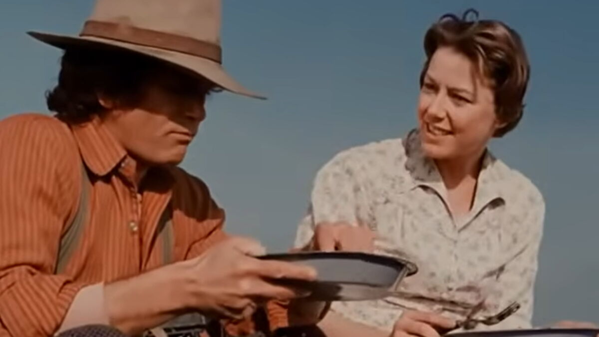 La Petite Maison dans la prairie : Karen Grassle a eu peur que cette intrigue sur Caroline "ruine sa carrière"