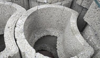 Pflanzstein hat Risse normal?