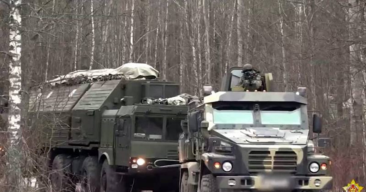 Russia deploys nuclear-capable Oreshnik hypersonic missiles in Belarus, signals wider European reach