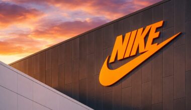 Nike Stock (NKE) News Today, Dec. 22, 2025: Tariffs, China Weakness and Margin Guidance Keep Pressure on Shares