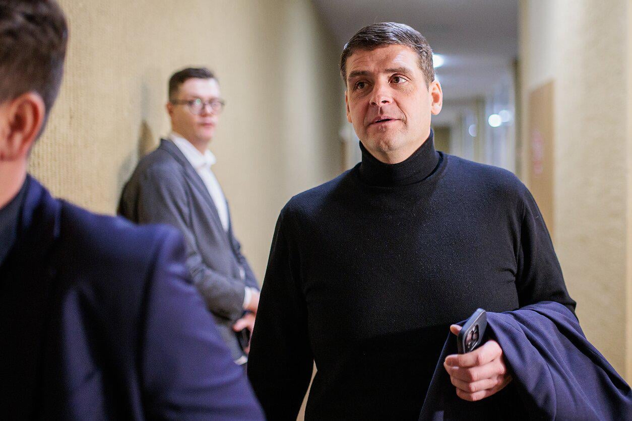 Šiandien ir rytoj matysime daug socialdemokratais save vadinančių asmenų vartymosi iš šūdo akrobatinių numerių