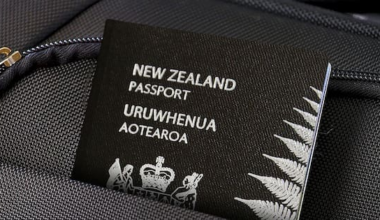 Kiwis urged to check passport expiry dates as surge looms