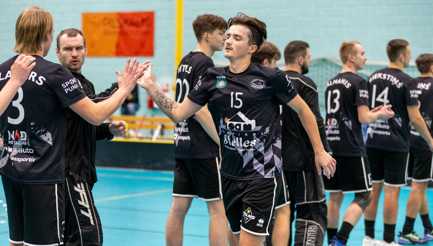 Latvijas Florbola savienība » LV » 2019/2020 » Jaunumi » Irlavnieki savā laukumā pārsteidz "Valmieru"