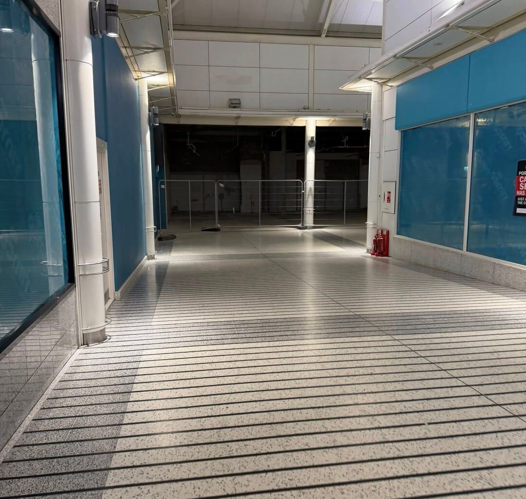 HIGH STREET MALL PORTADOWN THANKS Abandoned-709 FOR THE PHOTOS