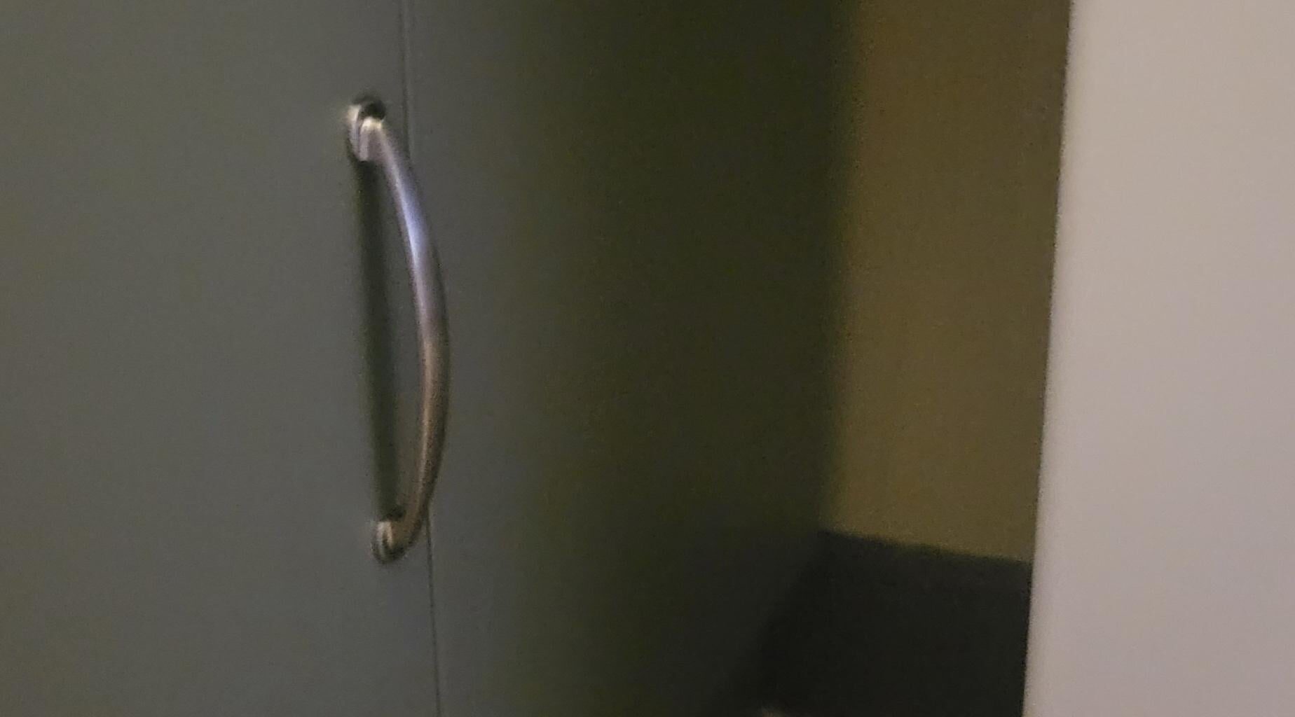 What can I put in this space? Beans for scale.