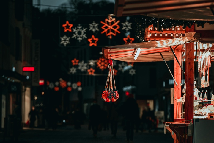 EUROPEAN ECONOMY: German business climate weakens / Processors' mood worsens / European manufacturers send mixed messages