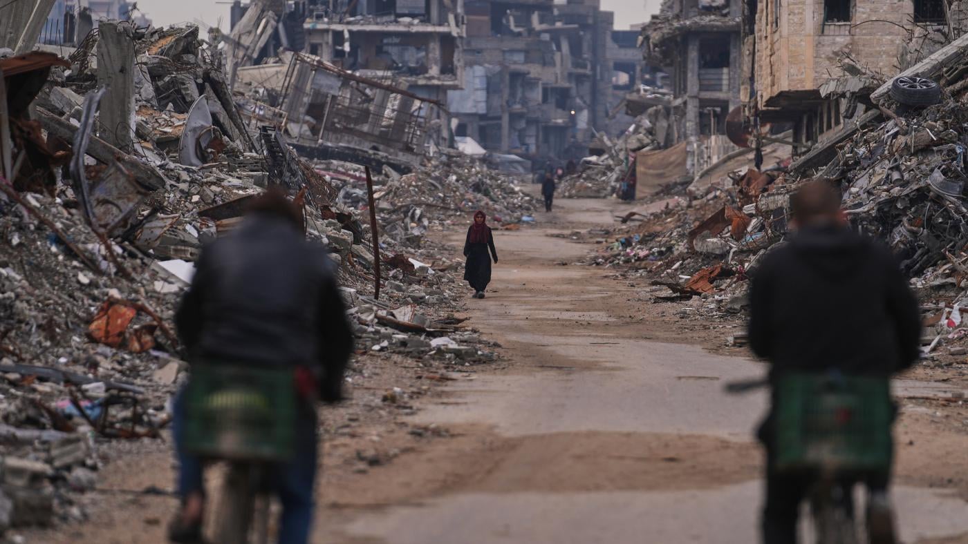 Israel says it will bar aid groups, including Doctors Without Borders, from Gaza