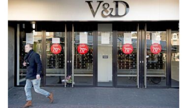 Tien jaar na einde V&D zijn plannen voor zestien leegstaande panden nog niet rond