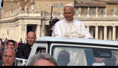 Cumbre vaticana para perfilar el viaje de León XIV a España