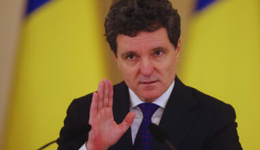 Bulgaria: Europe Must Be Ready for War With Russia, Says Romania’s President in Rare Warning