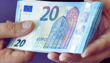 Bulgaria: Bulgaria Prepares for the Euro: How to Recognize a Fake Banknote