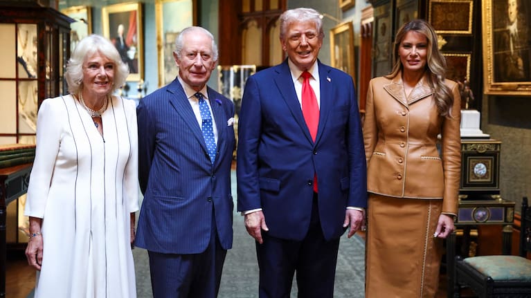 President Donald Trump and first lady Melania Trump, right, stand next to Britain's King Charles III and Queen Camilla as they bid their farewells.