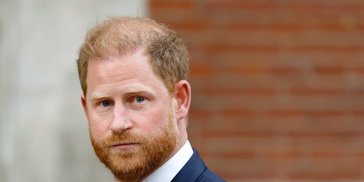 Prince Harry Wants "Royal Court" That Will "Rival" Prince William's