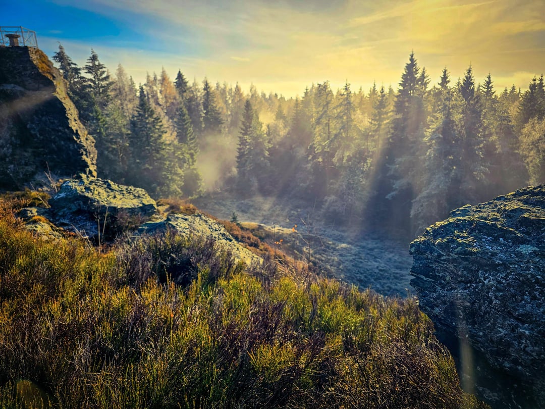 Am und auf dem Hohen Stein( Vysoký Kámen)