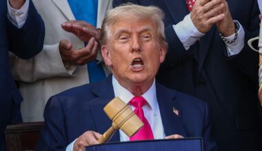 The year Trump tried and failed to stop clean energy. A whopping 92% of all new electricity capacity added in the US was solar, wind or batteries. EV sales set a new record in Q3. Trump simply can’t stop the energy transition. But he did manage to slow it down and make it more expensive for America.