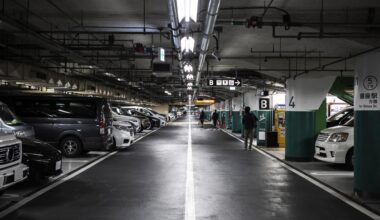 Multas pesadas no centro comercial: estacionar mal pode sair 'muito caro'