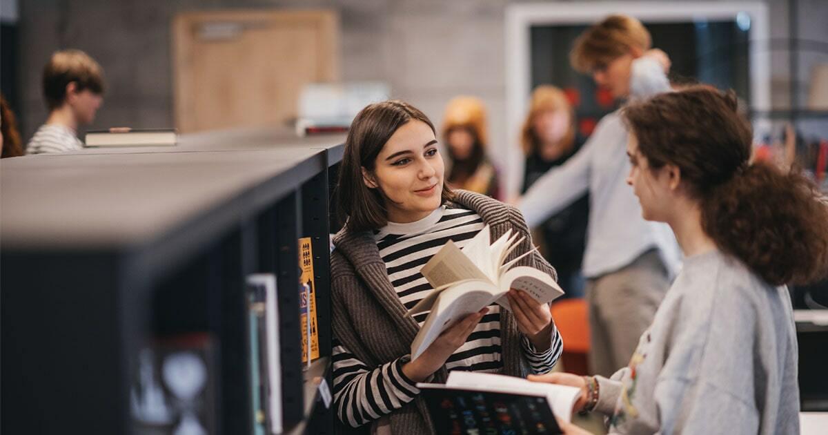 Atsauksmes par Ekziperī Starptautiskā vidusskola (EIS)?