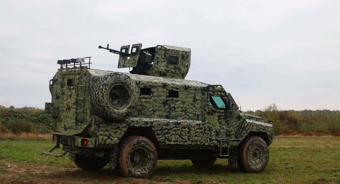 Ukraine Received Over 2,000 Senator Armored Vehicles from Canada's Roshel