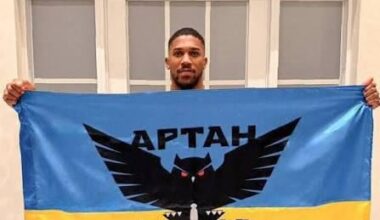 Heavyweight boxer Anthony Joshua supports Ukraine after win