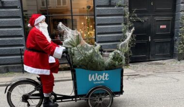 Wolt Teams Up with Christmas Tree Sellers for Home Deliveries