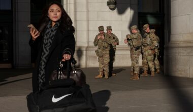 Trump says ‘removing’ National Guard from Chicago, Los Angeles and Portland | Donald Trump News