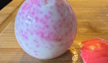 Is it edible colored egg from supermarket