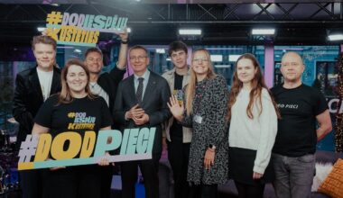 'High five!' charity marathon continues to raise cash / Article