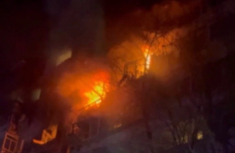 Russian drone strike hits Zaporizhzhia apartment block