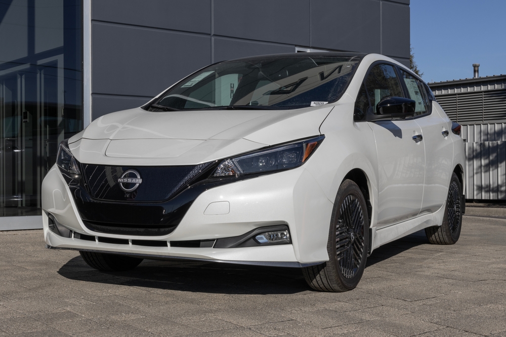 Next-gen Nissan LEAF signals £450m growth for UK EV industry