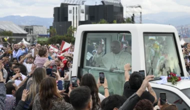 Powerful Moments From Pope Leo’s Turkey–Lebanon Trip